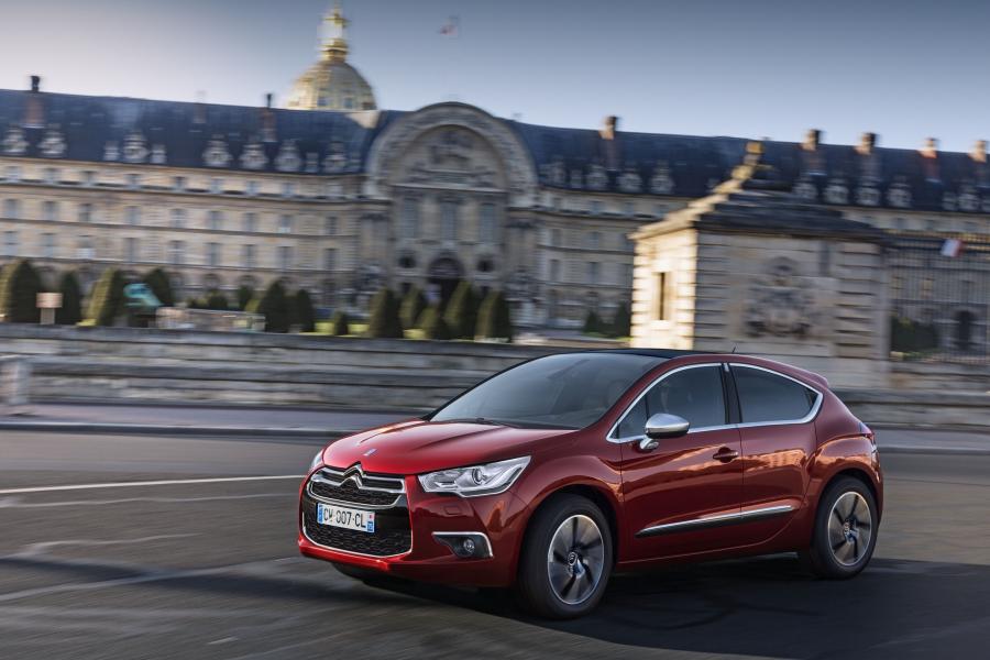  Citroen DS4 2010 года  (фото 140 из 143)
